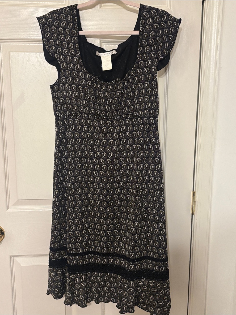 Max Studio Black Printed Midi Dress with Flutter Cap Sleeves